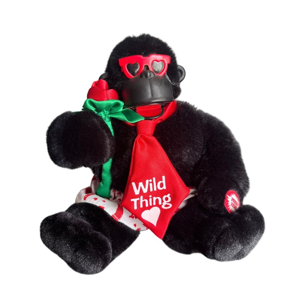 Wild Thin DanDee Plush Gorilla Sings And Dances Valentines‎ DanDee
